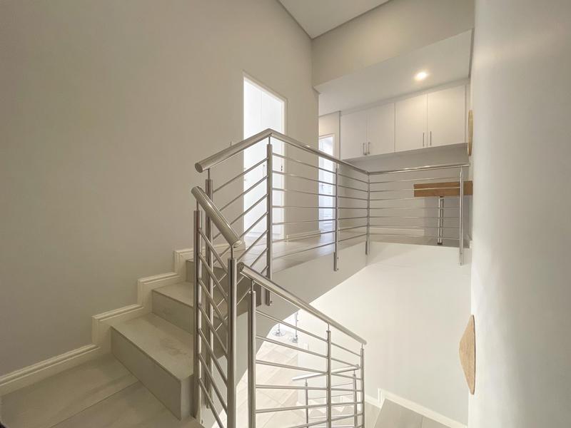 To Let 3 Bedroom Property for Rent in Hout Bay Western Cape